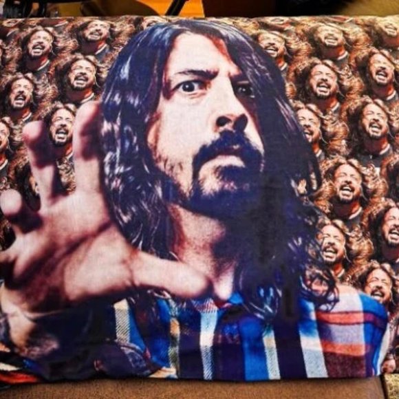 Dave Grohl Pillowcase - Dave Grohl Bedroom Pillowcase - Picture 2 of 2